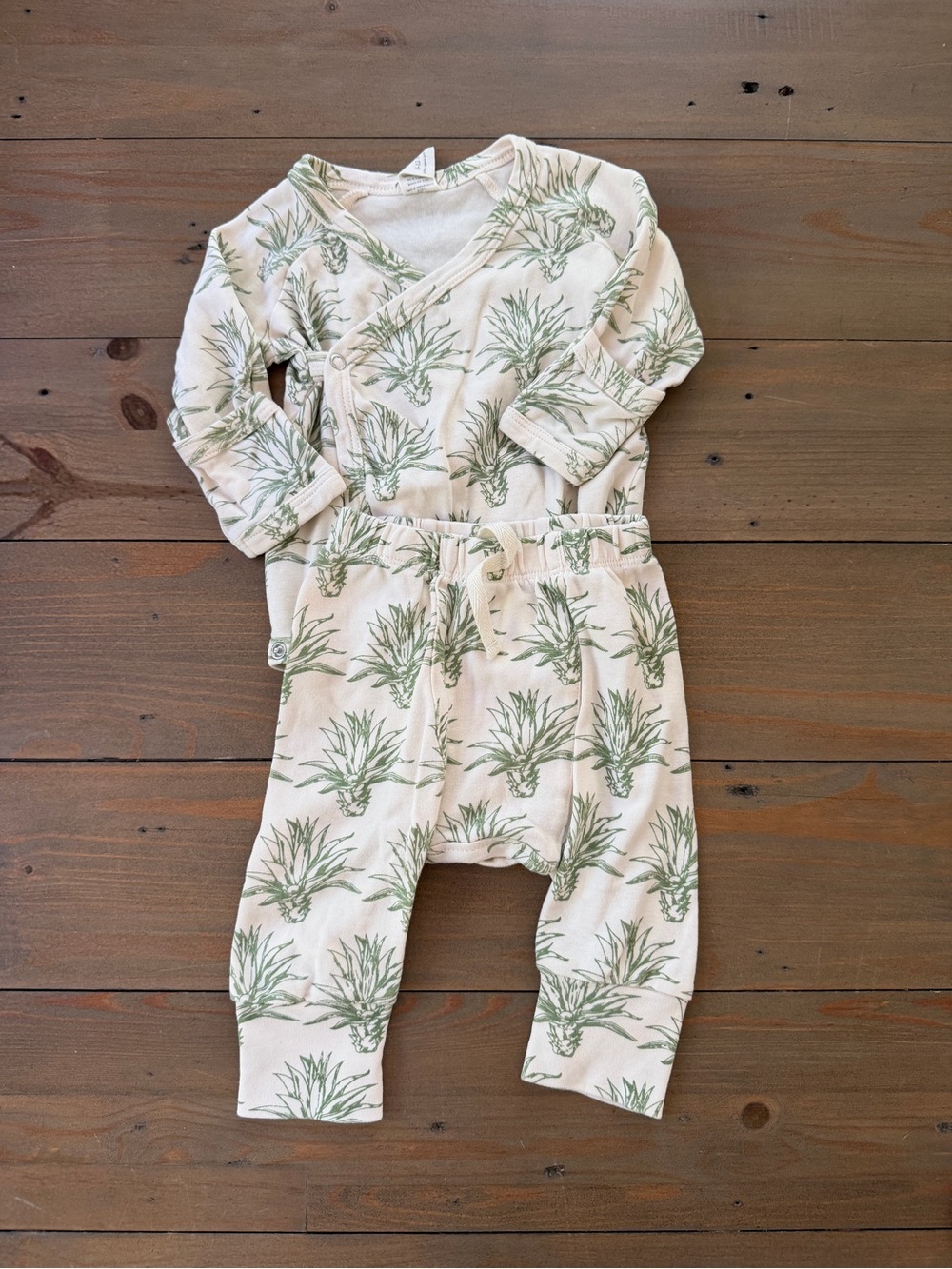 Kate Quinn 100% Organic Cotton Plant Matching Set - 6-12 Months